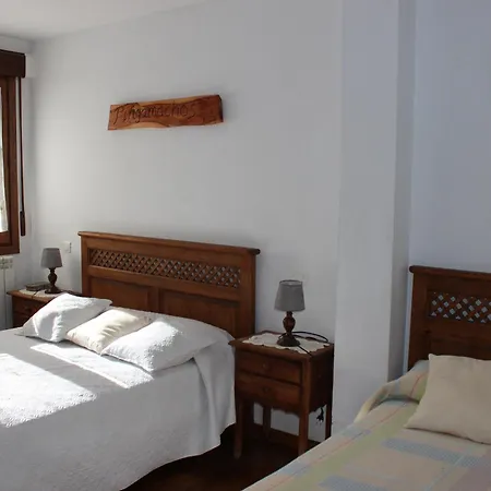 La Chimenea De Soria I Y I I *