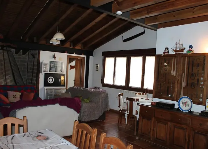 La Chimenea De Soria I Y I I * Espeja de San Marcelino