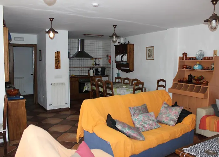 La Chimenea De Soria I Y I I 컨트리하우스 *